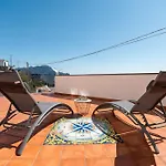 Будинок відпочинку Casa Astrea Terrace Over The Blue, Relax E Parking