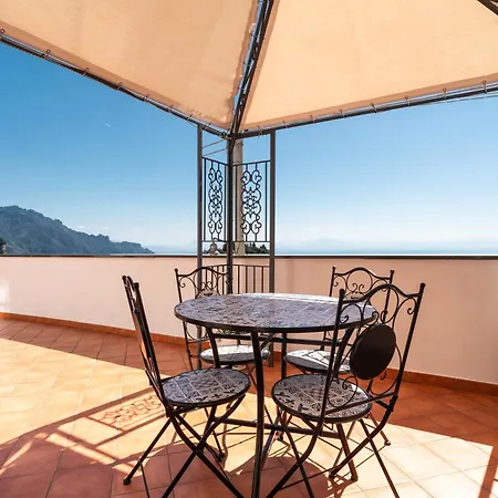 Casa Astrea Terrace Over The Blue, Relax E Parking 아말피