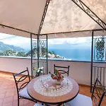 Vakantiehuis Casa Astrea Terrace Over The Blue, Relax E Parking *