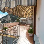 Vakantiehuis Casa Astrea Terrace Over The Blue, Relax E Parking *
