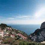Casa Astrea Terrace Over The Blue, Relax E Parking Vakantiehuis *